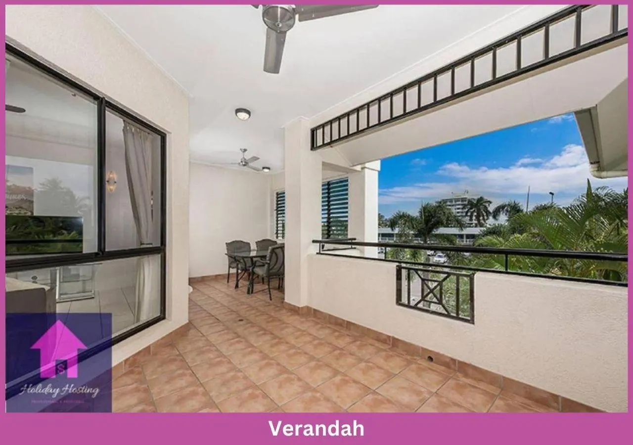 Breakwater 46 Apartment Townsville Australia